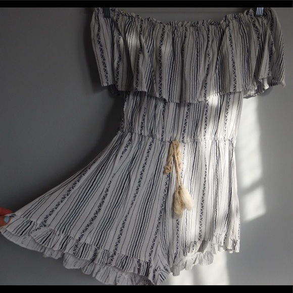 Striped Romper! - Picture 2 of 4